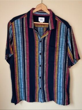 BDG Men’s Striped Camp Collar. Multi Color Button up Shirt Size M